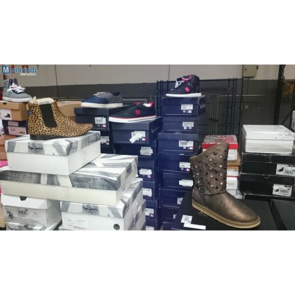 Clothing and Footwear Export Mix Only € 1.99