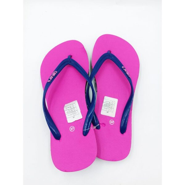 Wholesale women's flip flops assorted lot