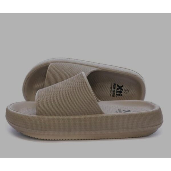 Pallet of New Multi-Brand Footwear – Retail Stock for Resale