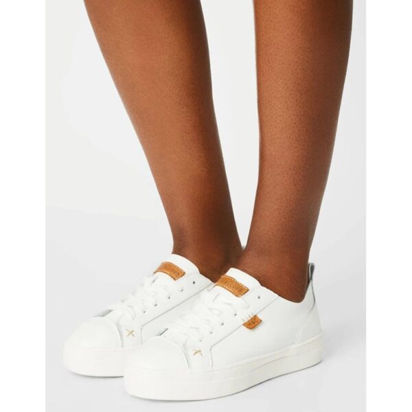 Pallet of New Multi-Brand Footwear – Retail Stock for Resale