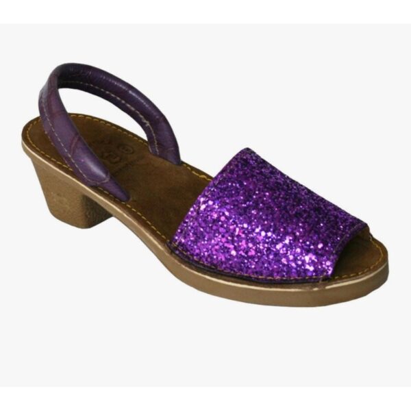 Pallet of New Multi-Brand Footwear – Retail Stock for Resale