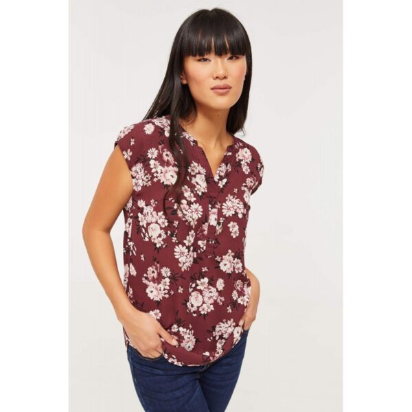 Ardene mix women's t-shirts and crop tops