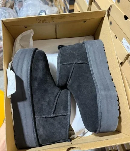 UGG SLIPPERS & BOOTS PALLET PREMIUM FOOTWEAR LOAD