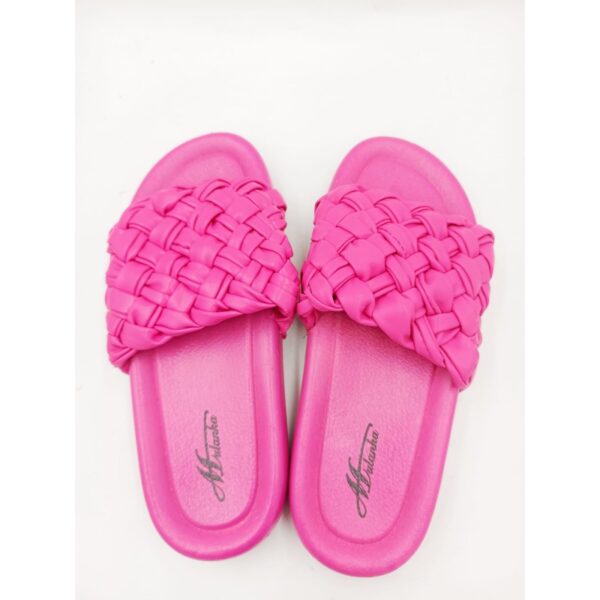 Women's braided shovel sandals