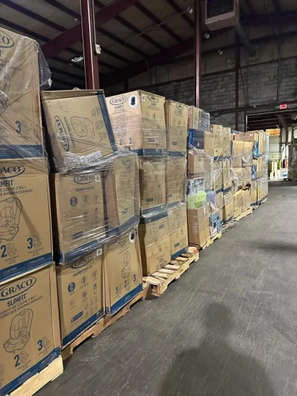 ca1-430x573-1.webp Graco Car Seat & Stroller Pallet Premium Baby Gear Load