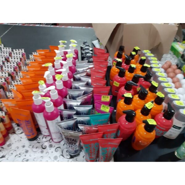 Wholesale Cosmetics Box – 200 European Stock Units