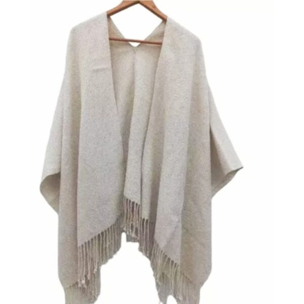 Lot of women's ruanas wholesale