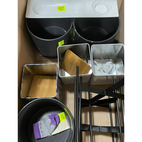 Wholesale Bazar Stock - Full Truckload for Europe