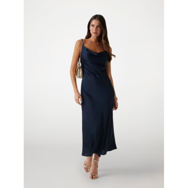 Wholesale Guess Clothing Lots – Women and Winter